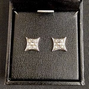 1/10kt Square Diamond Earrings
